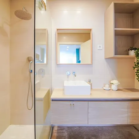 Apartment By Moje *