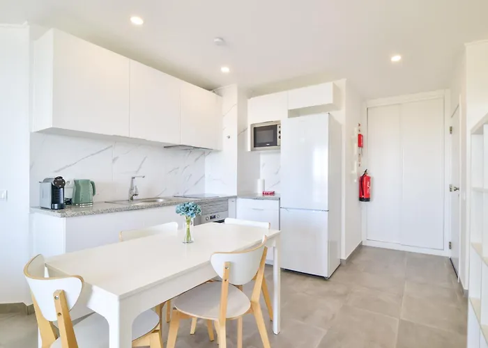 Апартаменты By Moje Портиман